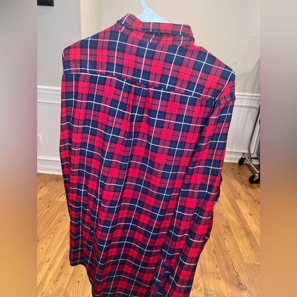 H&M plaid button up - Picture 3 of 4